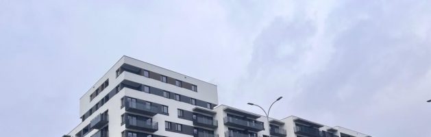 Dostawa i uruchomienie wentylacji oddymiania garażu i klatek dla budynku mieszkalnego w Poznaniu przy Unii Lubelskiej.
